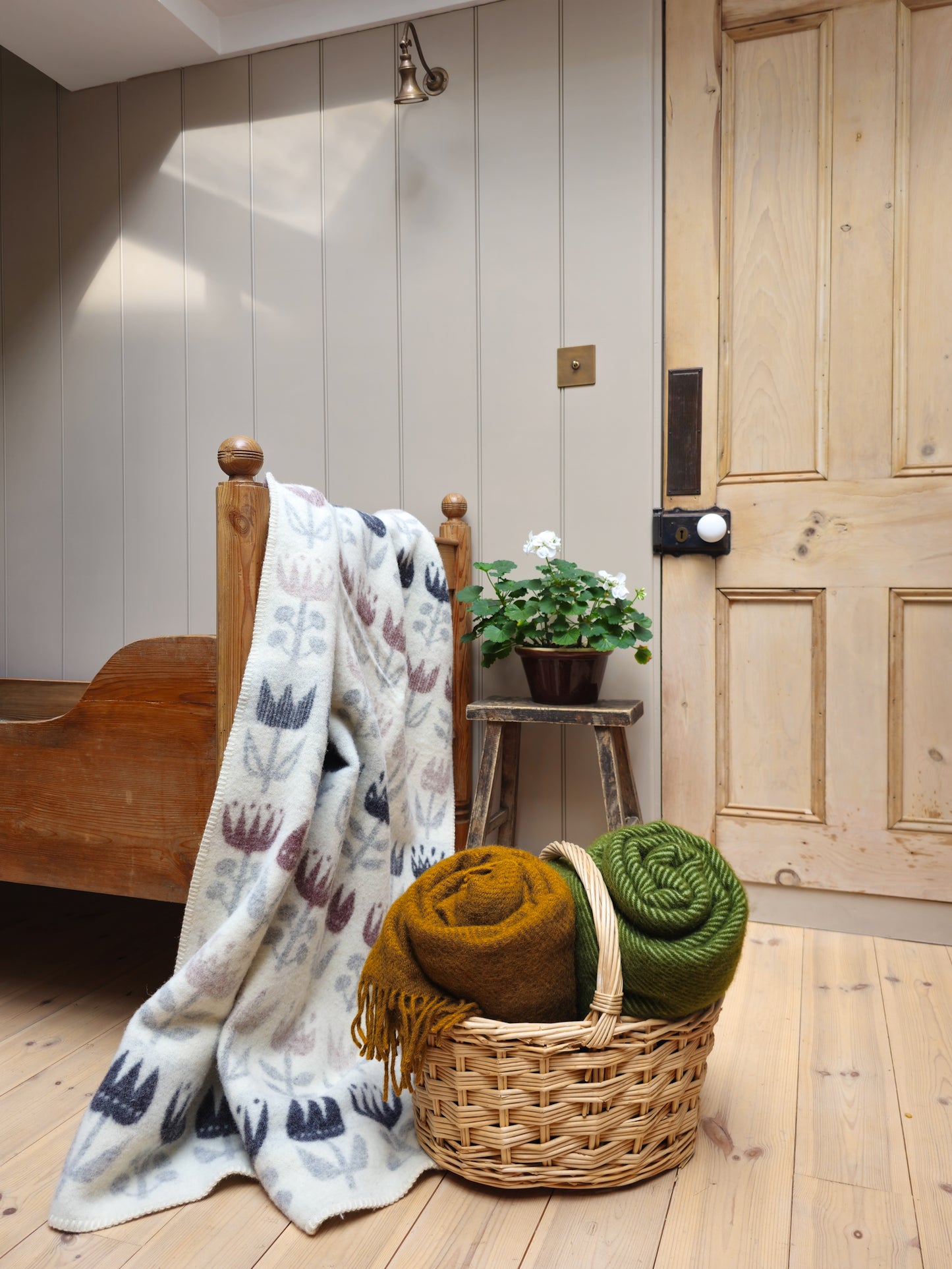 Tulip Eco Lambswool Blanket