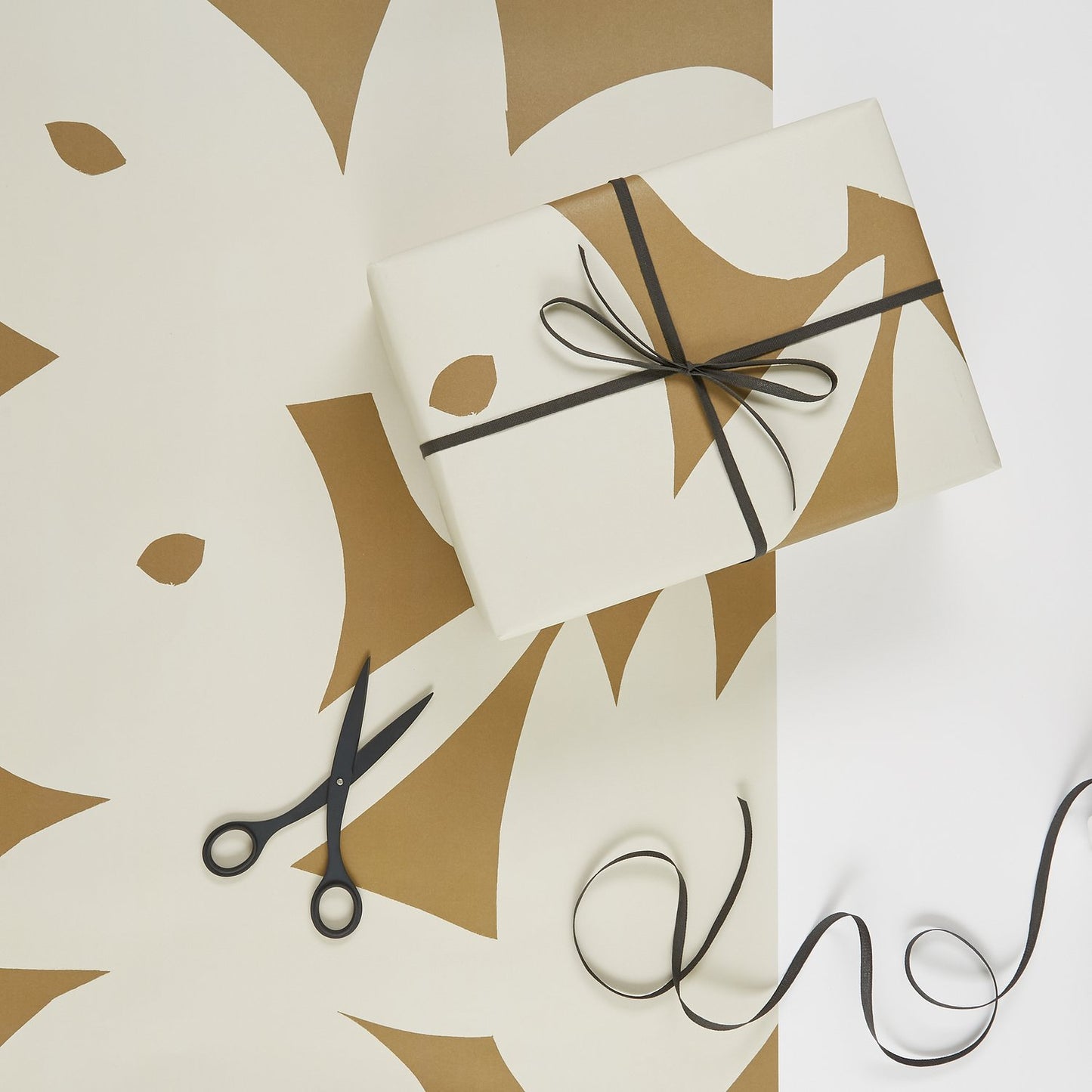 Aeand Tulip Gift Wrap