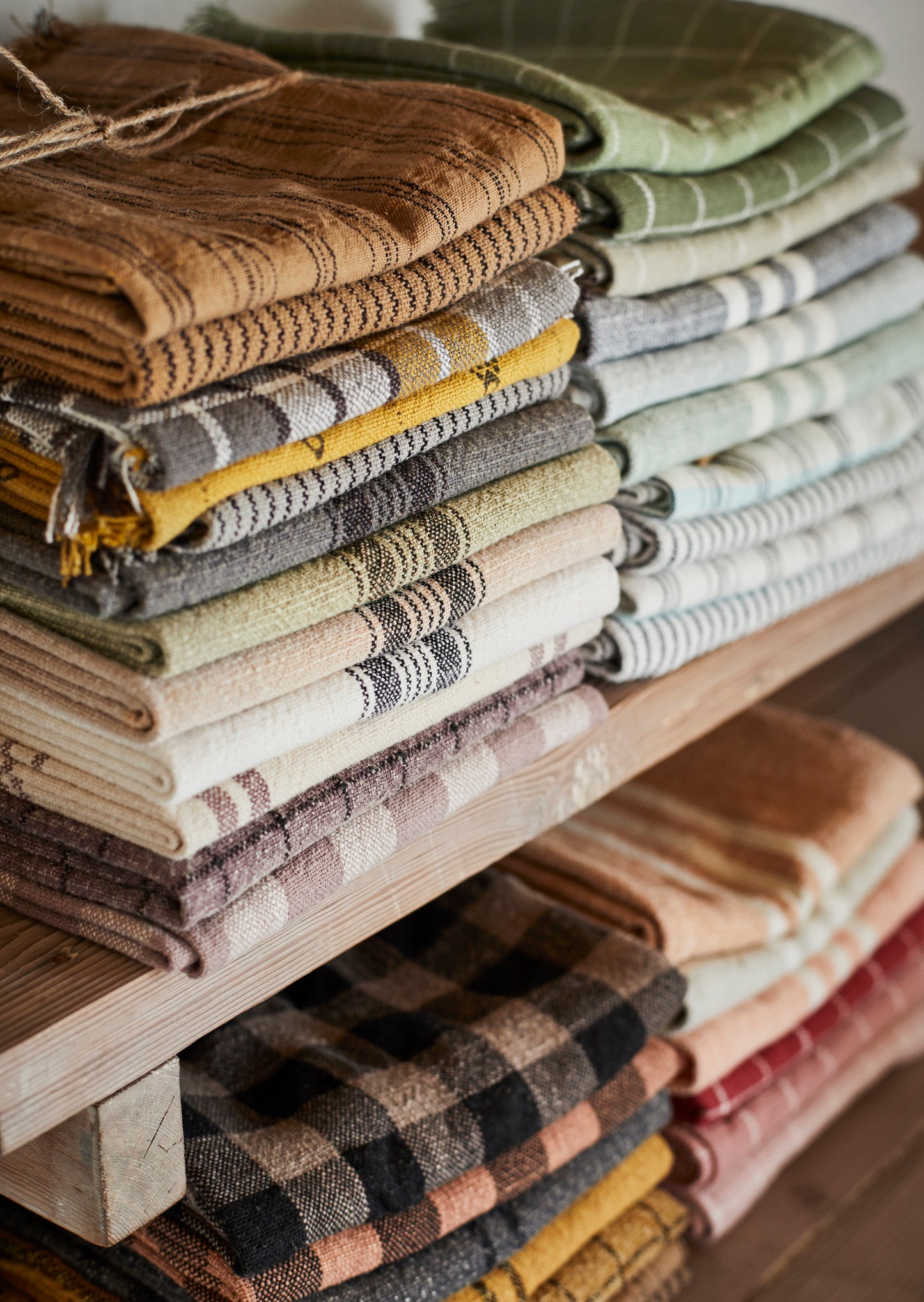 Checked Fringed Kitchen Towel | Lilac Ecru