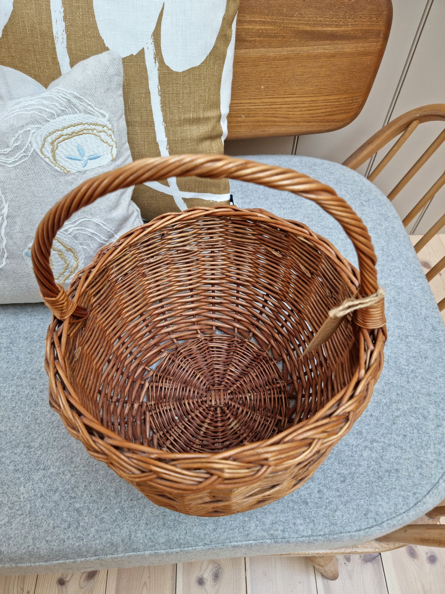 Vintage Round Basket