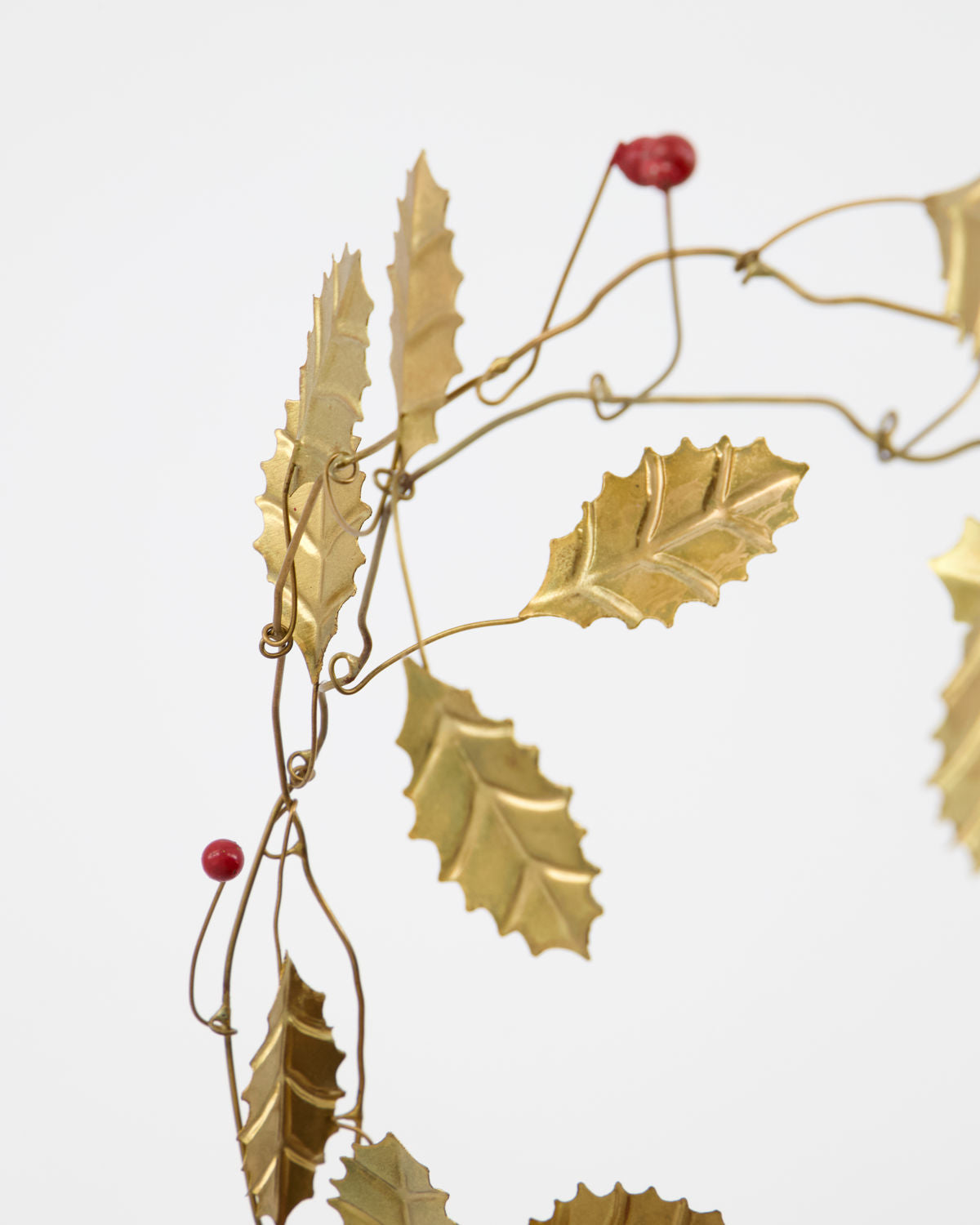 Golden Leaf Garland | Red Berries