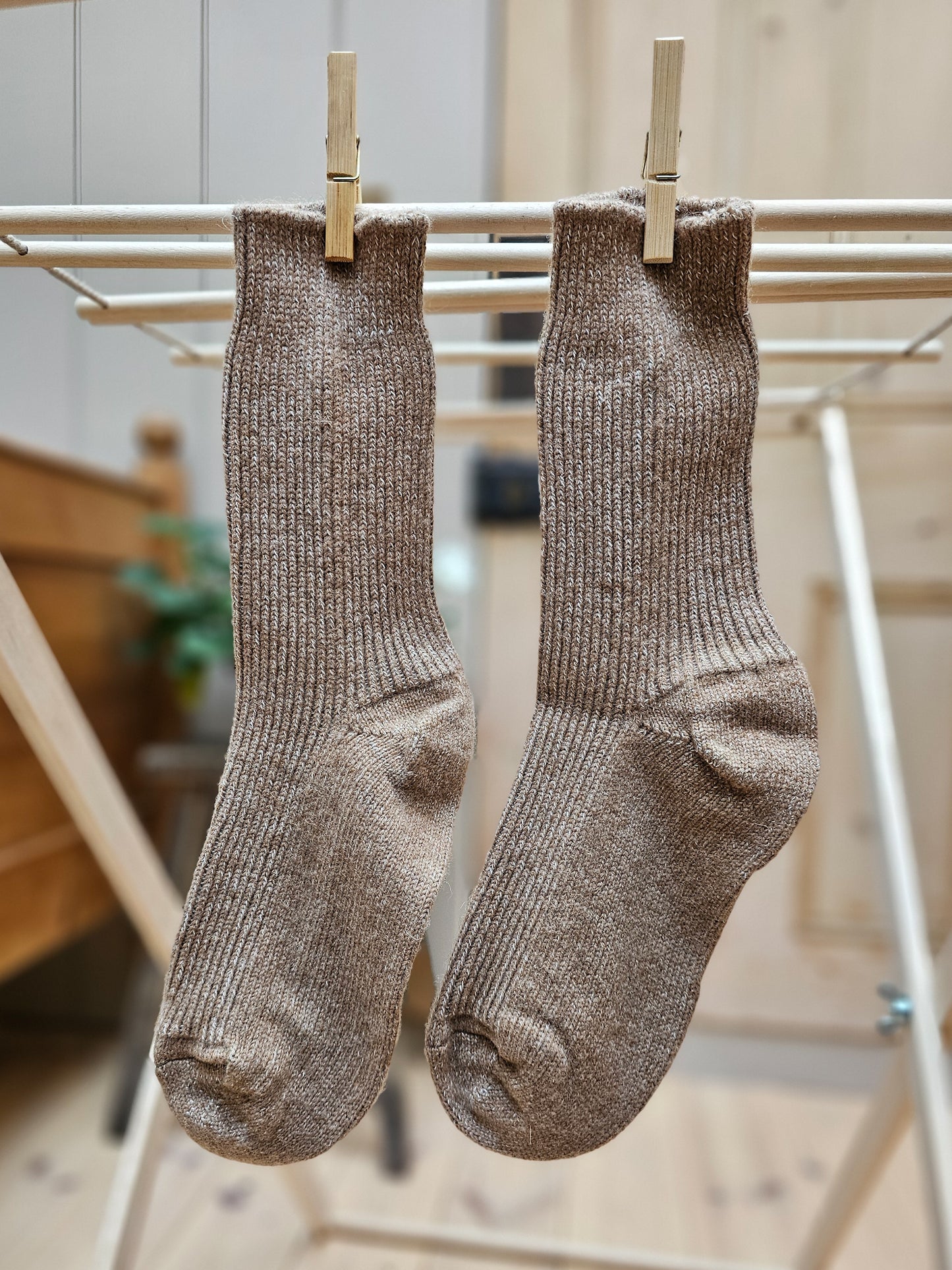 Camelia Wool Socks