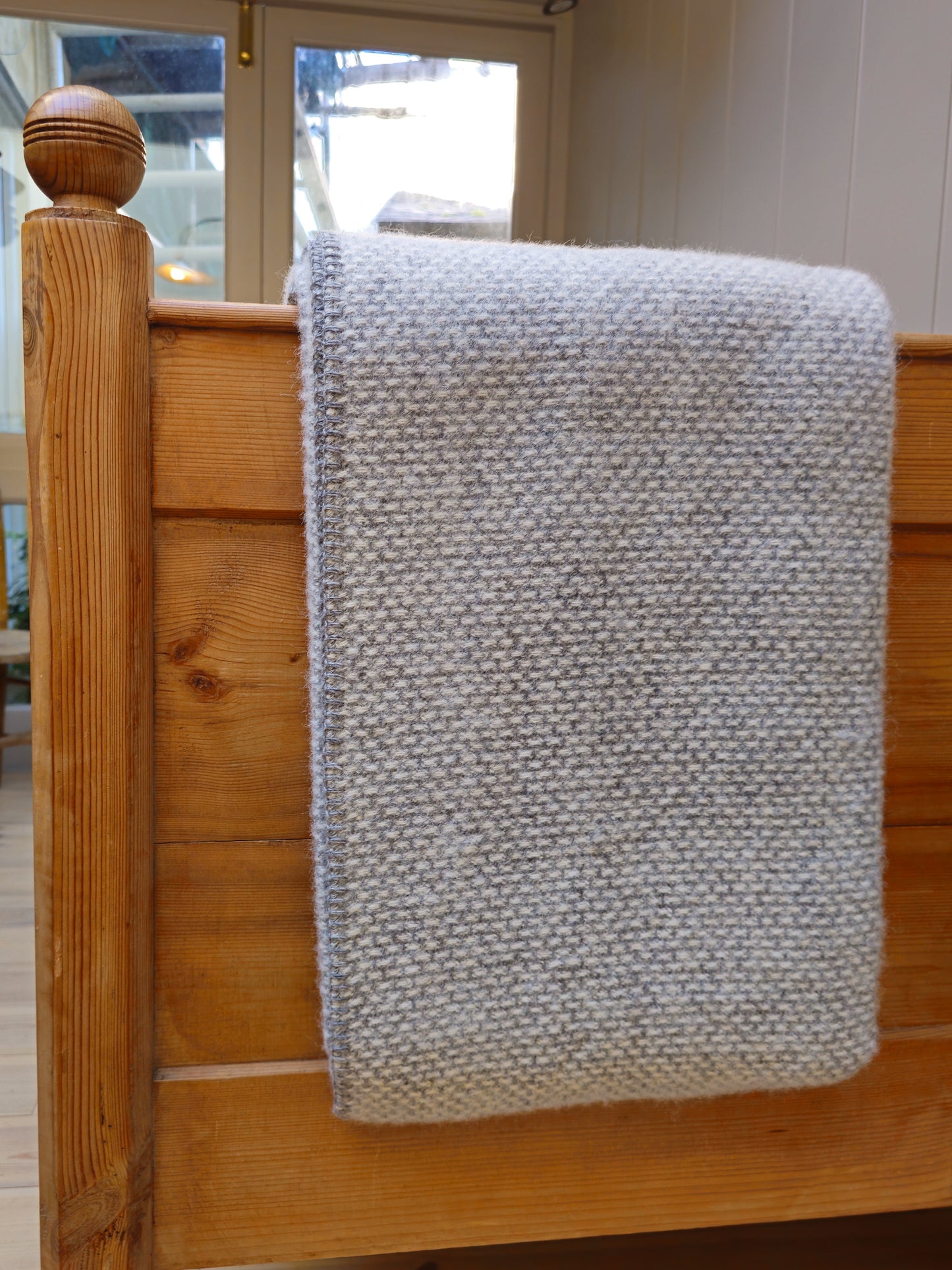 Domino Lambswool Blanket