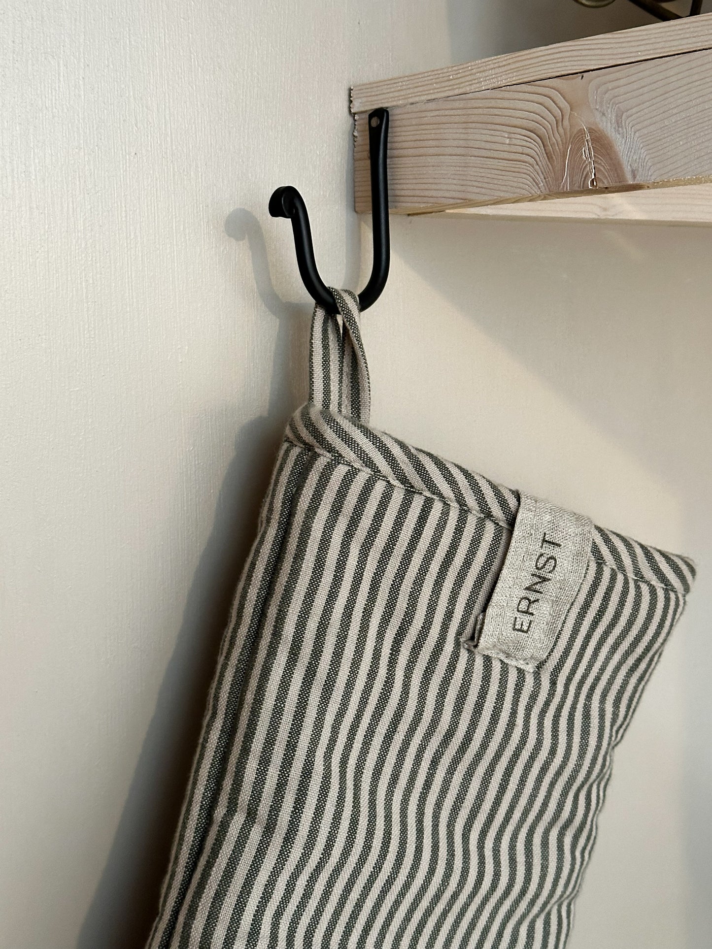 Grillvante | Striped Oven Glove