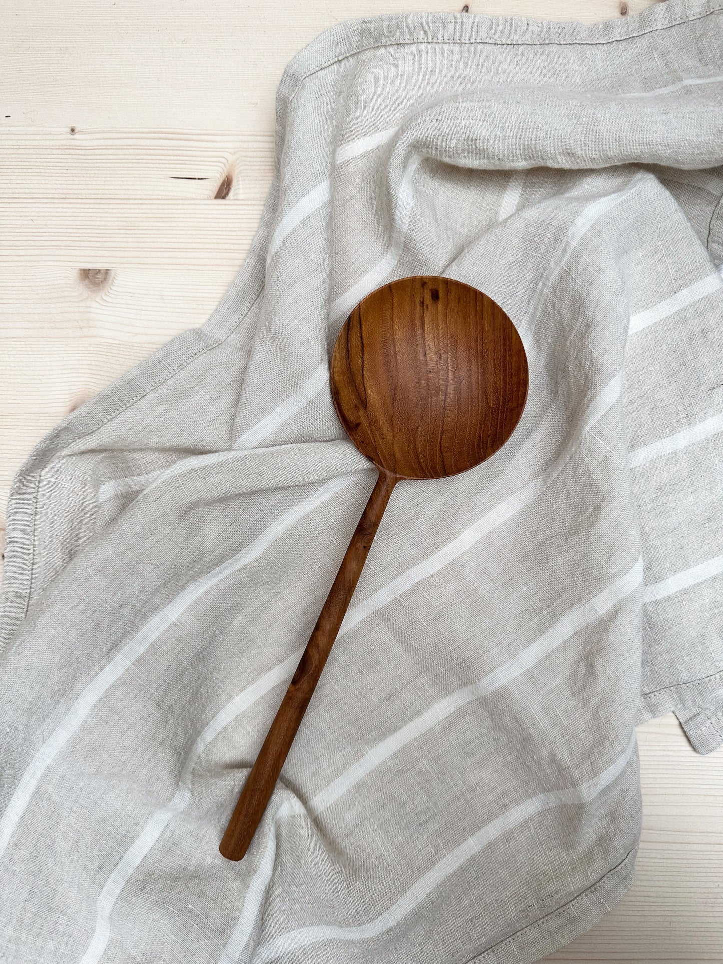 Teak Round Spoon