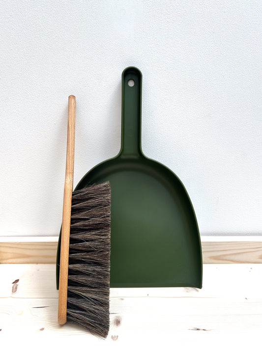 Eco Dustpan & Brush | Moss Green