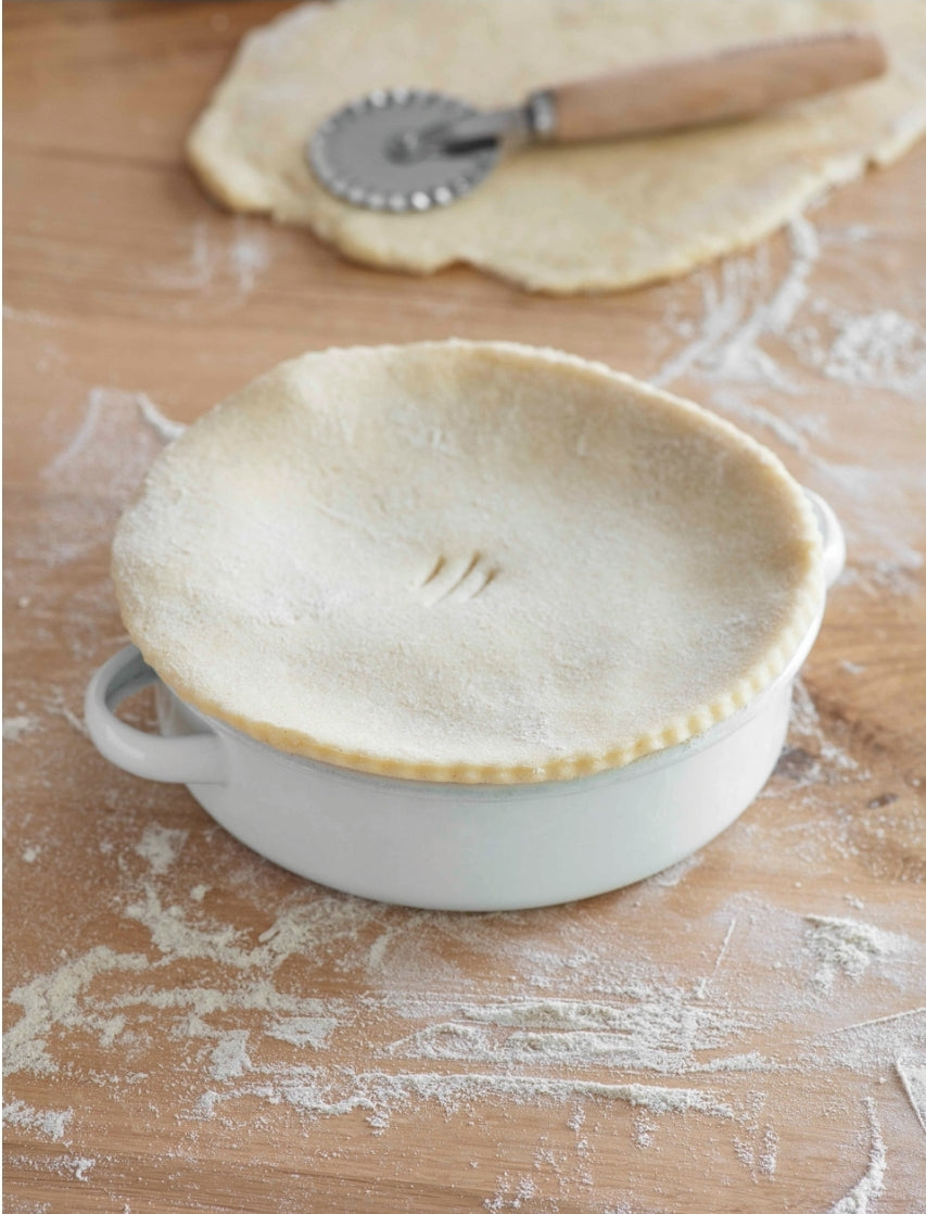 Enamel Pie Dish | White