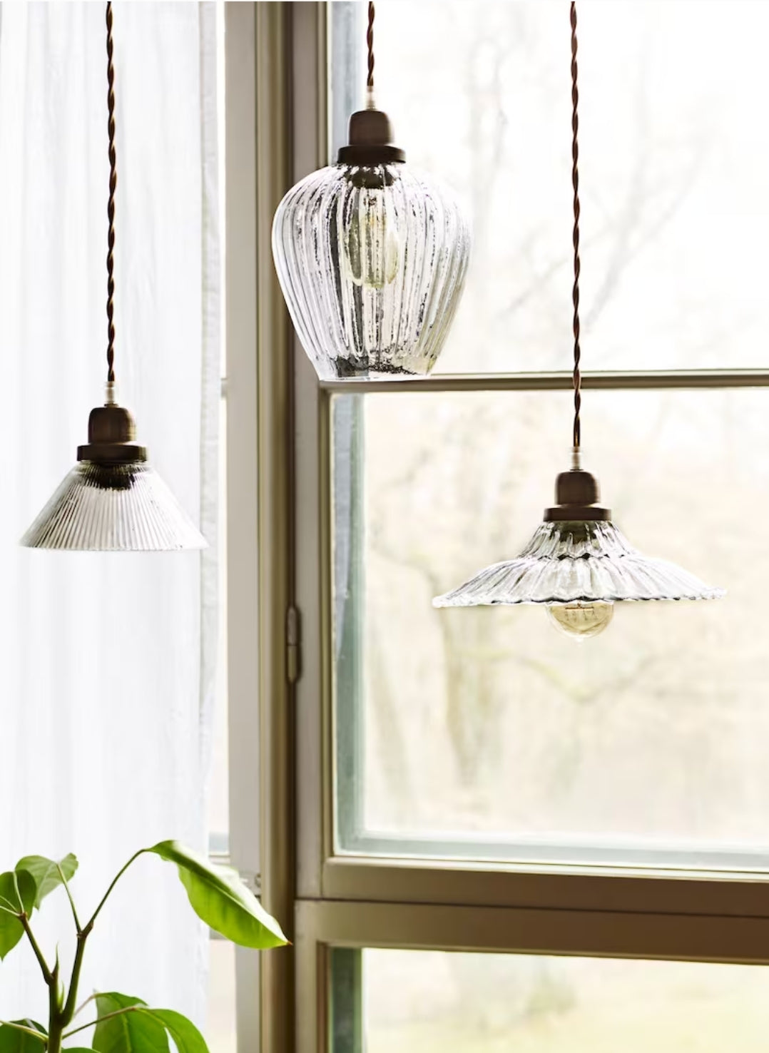 Gunilla Pendant Lamp | Glass