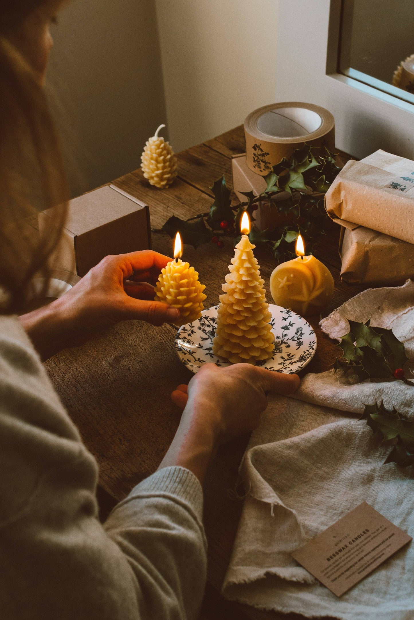 Pine Cone Candle Gift Set