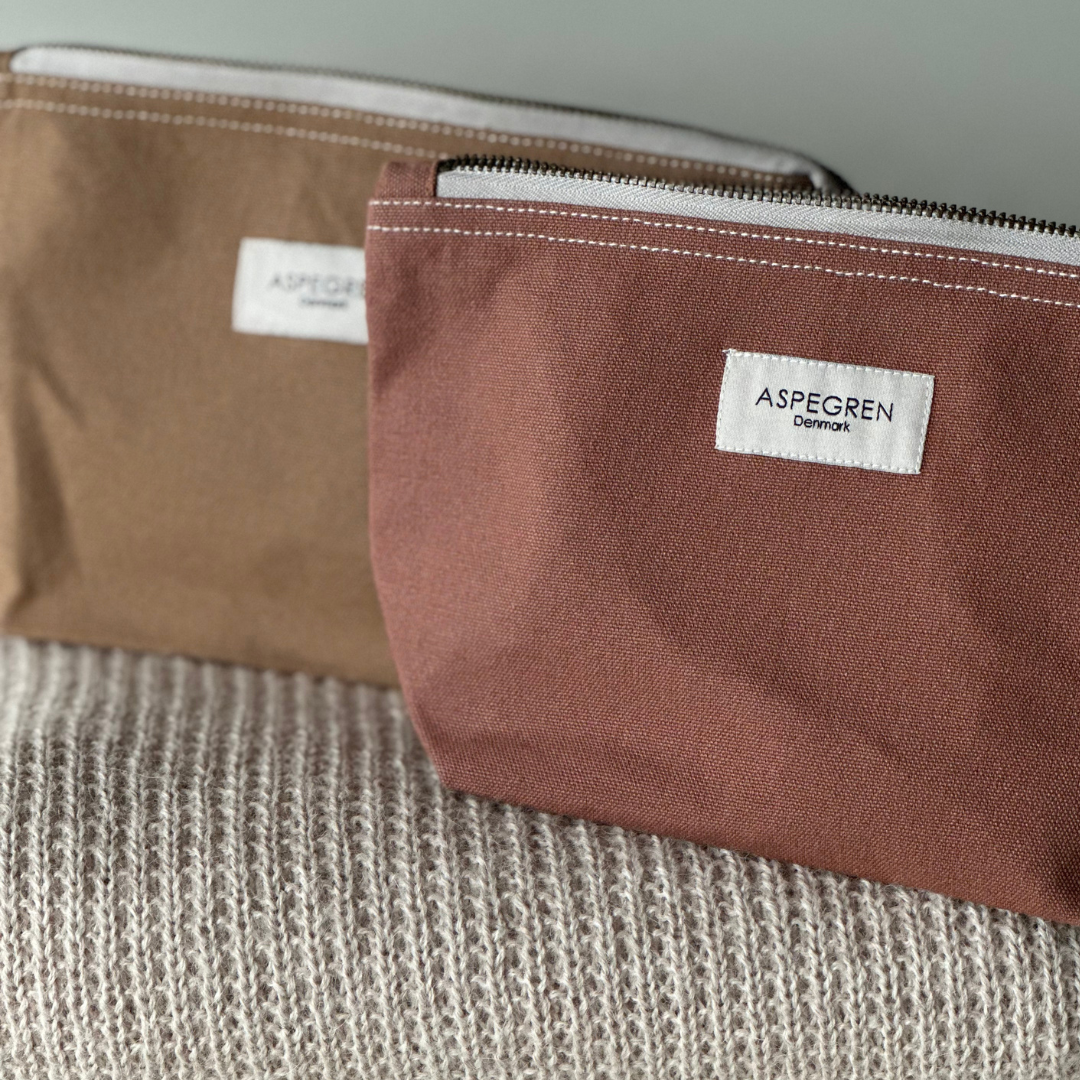 Pouch Toiletries Bag | Lark