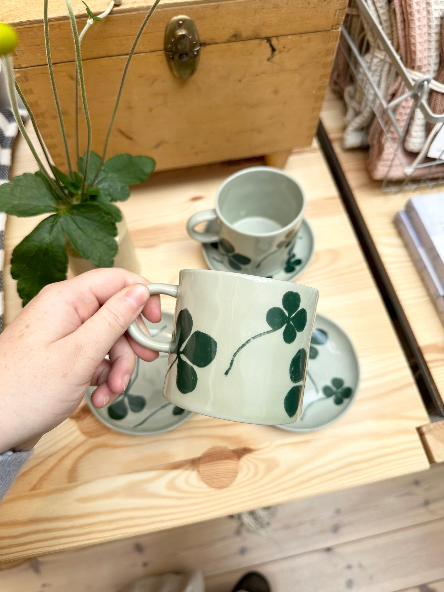 Clover Porcelain Cup