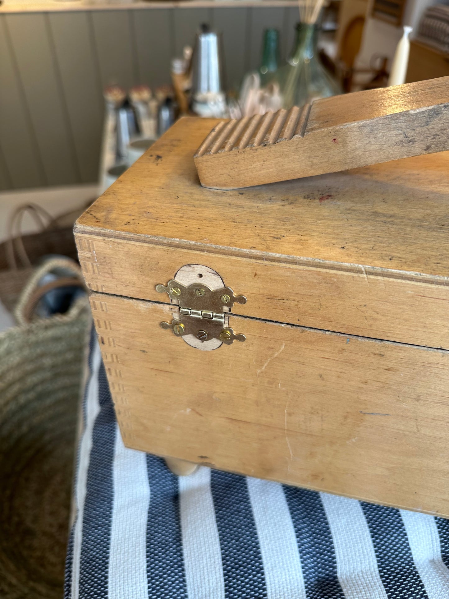 Vintage Shoe Shine Box