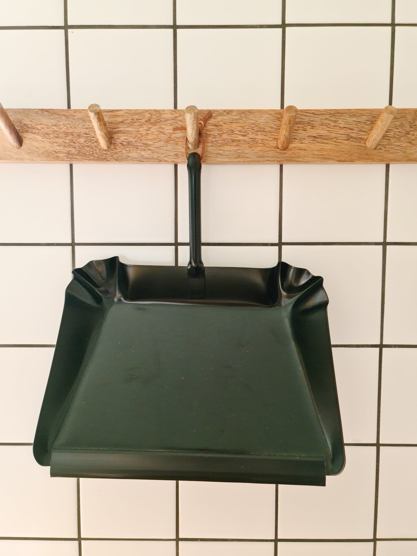 Metal Dustpan