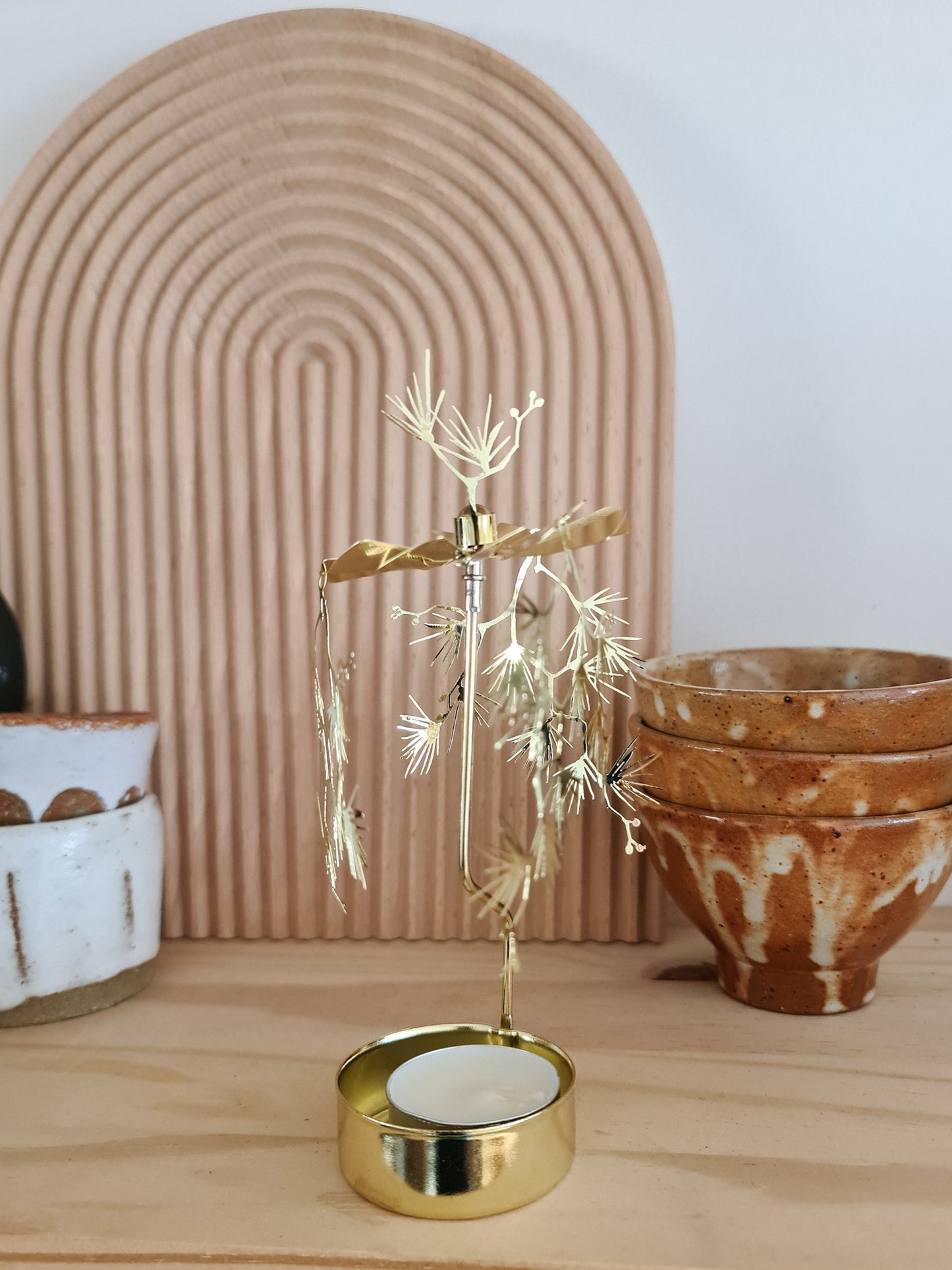 Gold Pine Änglaspel Rotary Candle Holder