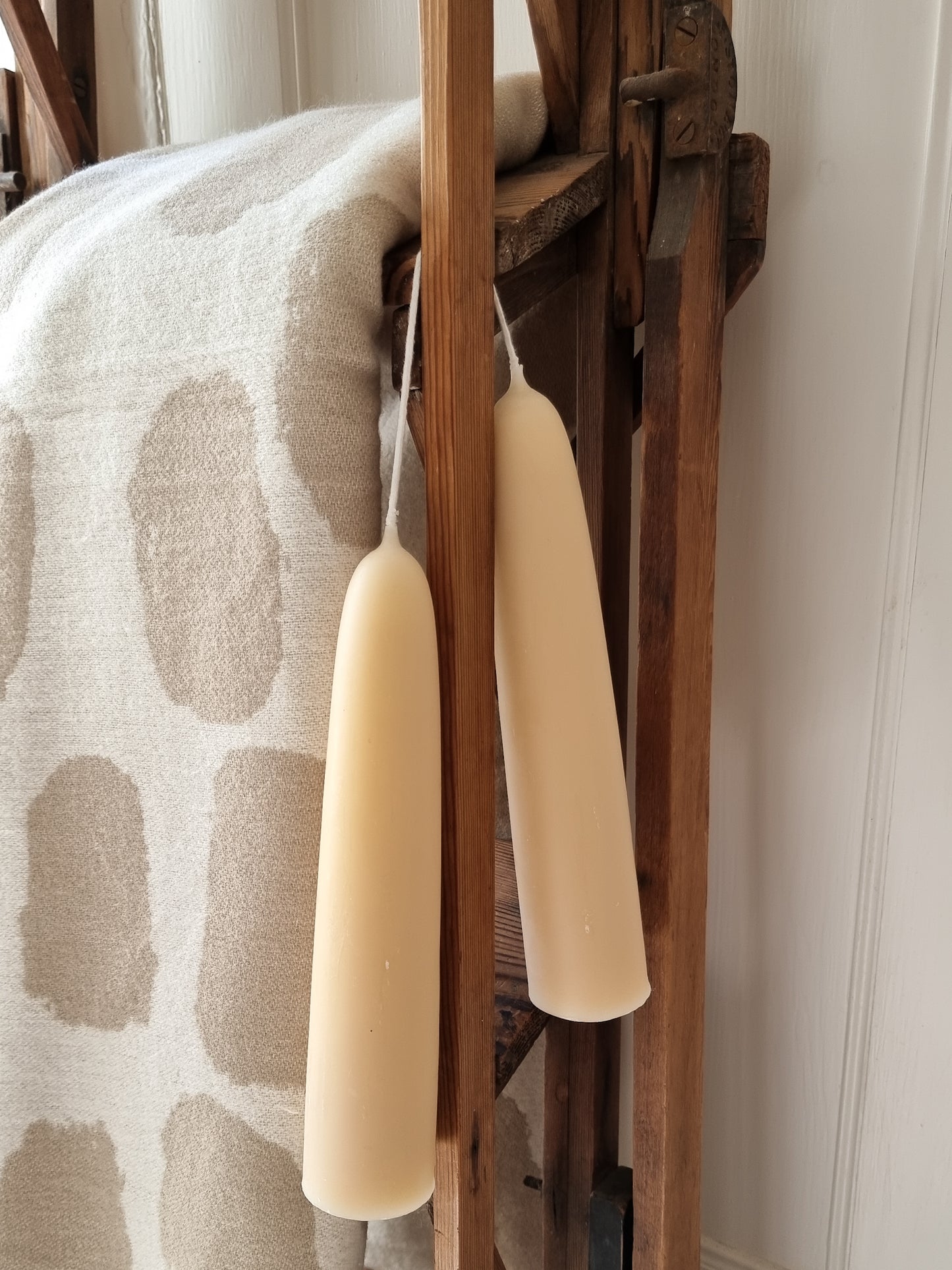 Dots Woven Blanket