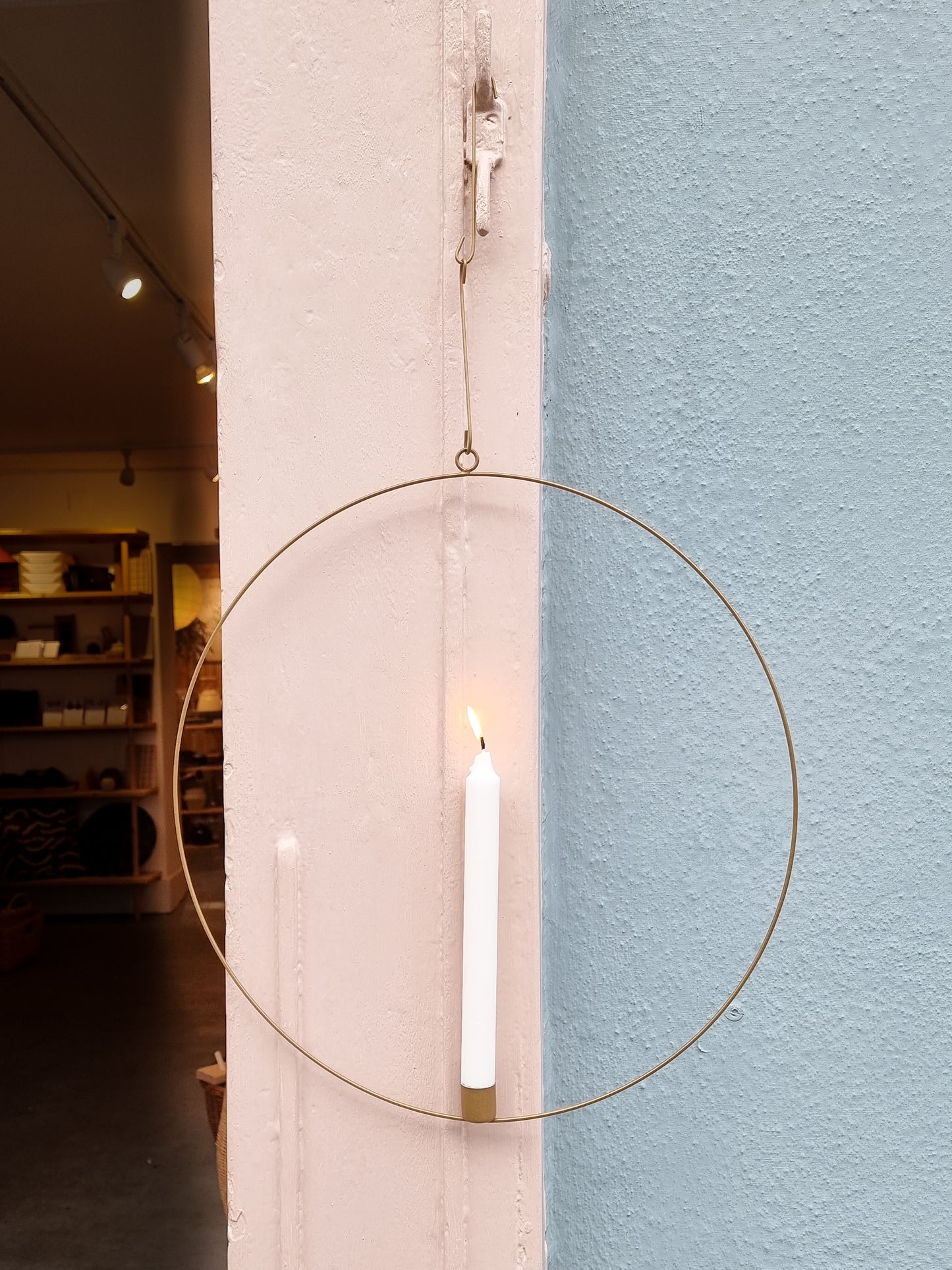 Wire Ring Candle Holder