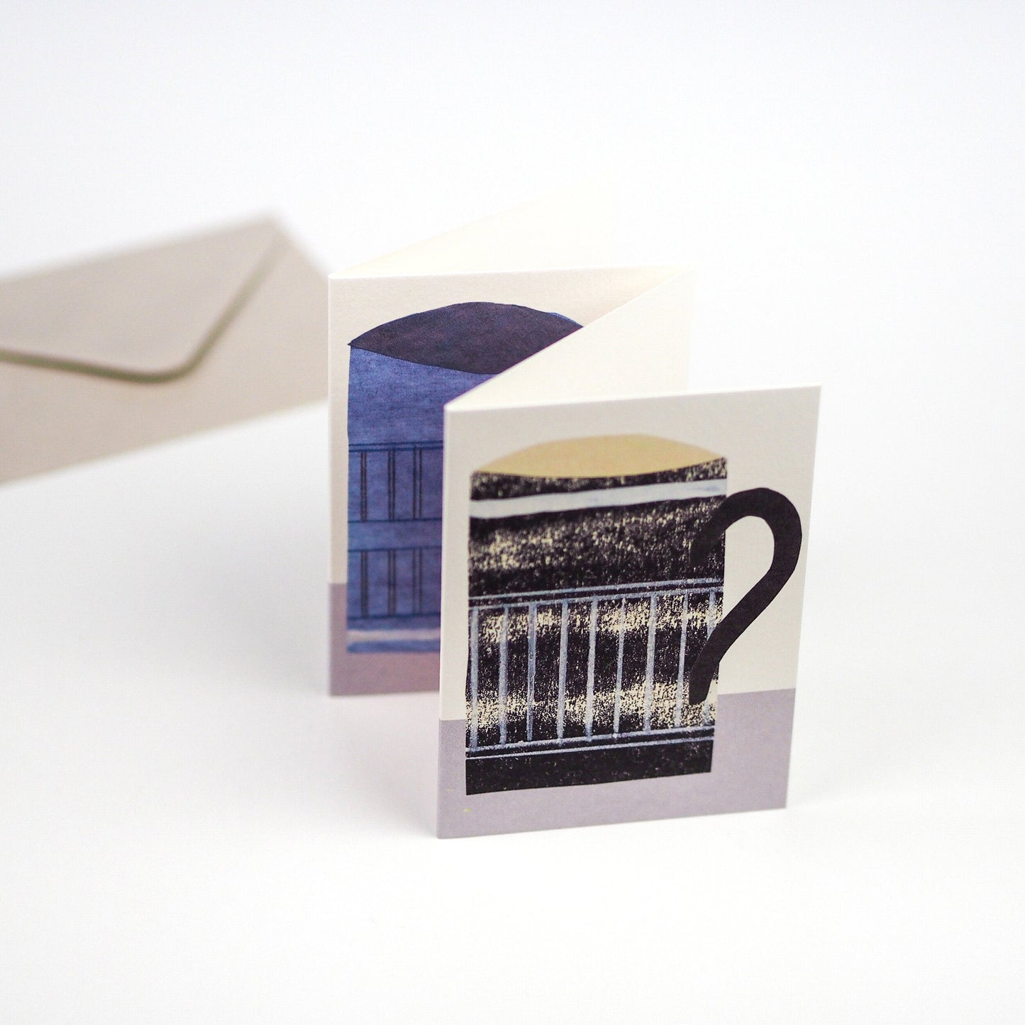 Mugs Fold Out Card
